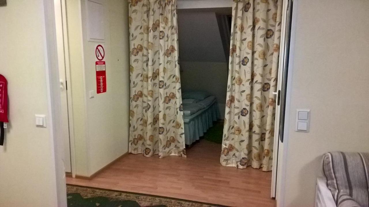 Marent Apartments Salo  Esterno foto